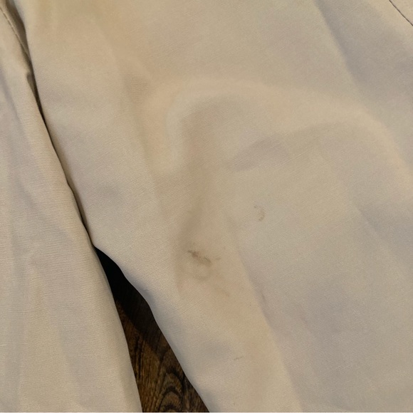 Reversible, trenchcoat beige and black - Picture 5 of 11